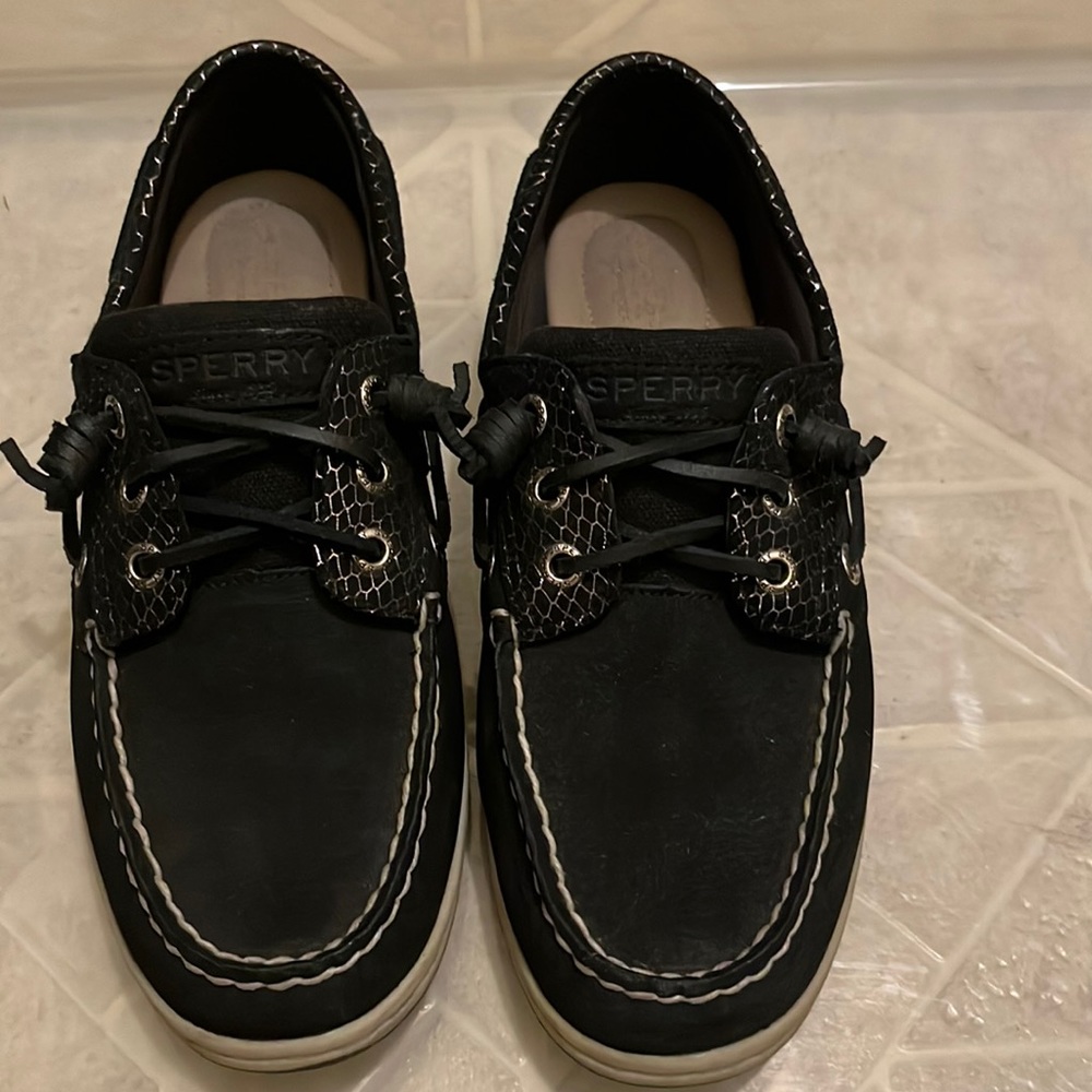 Sperry Boat Shoes black with gold snake print used size 7.5 women